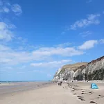 La Maison Des Caps Au Blancnez